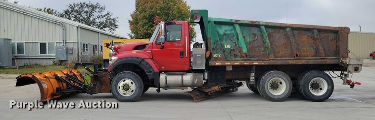 image for item DX6590 2012 International  Work Star 7600 dump truck