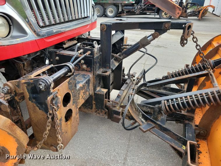 image for item DX6590 2012 International  Work Star 7600 dump truck