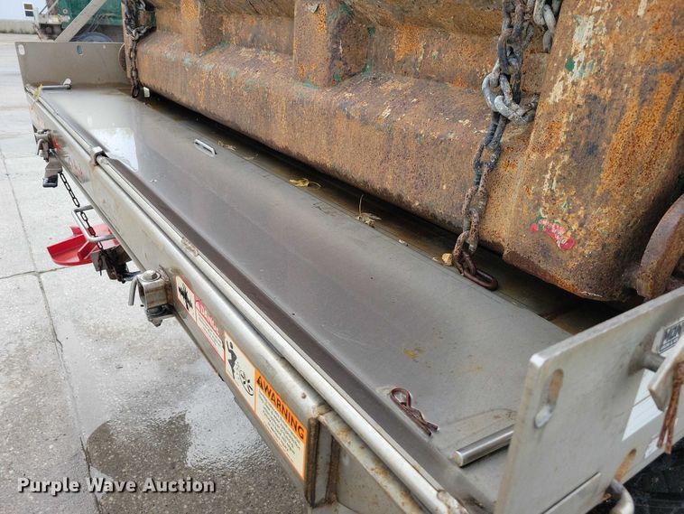 image for item DX6590 2012 International  Work Star 7600 dump truck