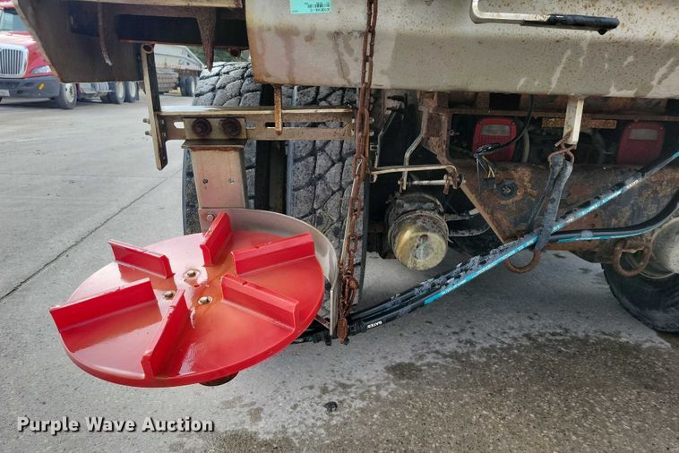 image for item DX6590 2012 International  Work Star 7600 dump truck