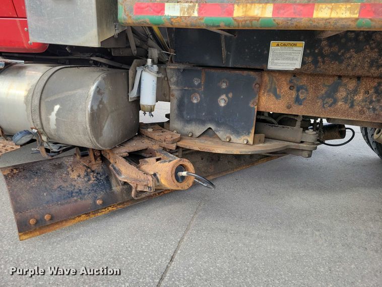 image for item DX6590 2012 International  Work Star 7600 dump truck