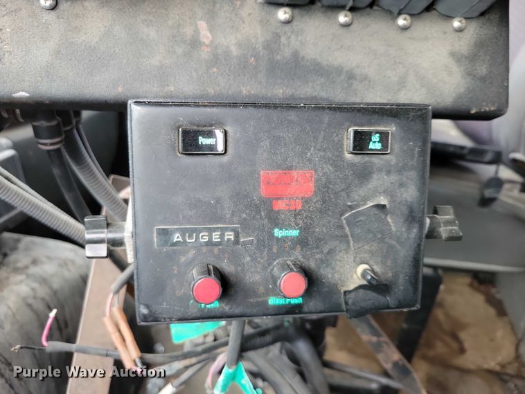 image for item DX6590 2012 International  Work Star 7600 dump truck