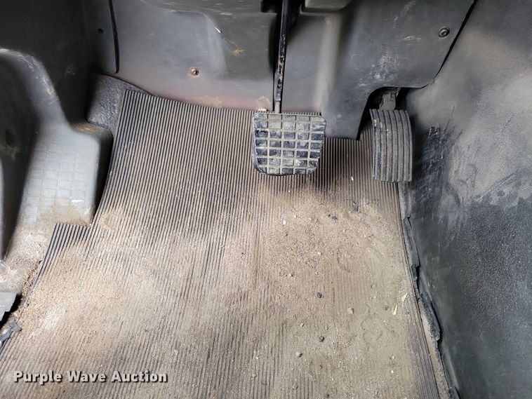 image for item DX6590 2012 International  Work Star 7600 dump truck