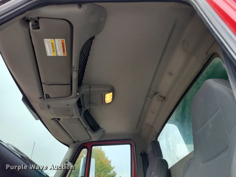 image for item DX6590 2012 International  Work Star 7600 dump truck