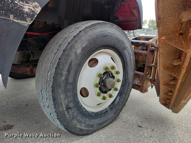 image for item DX6590 2012 International  Work Star 7600 dump truck