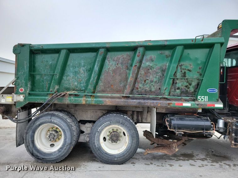 image for item DX6591 2011 International  Work Star 7500 dump truck