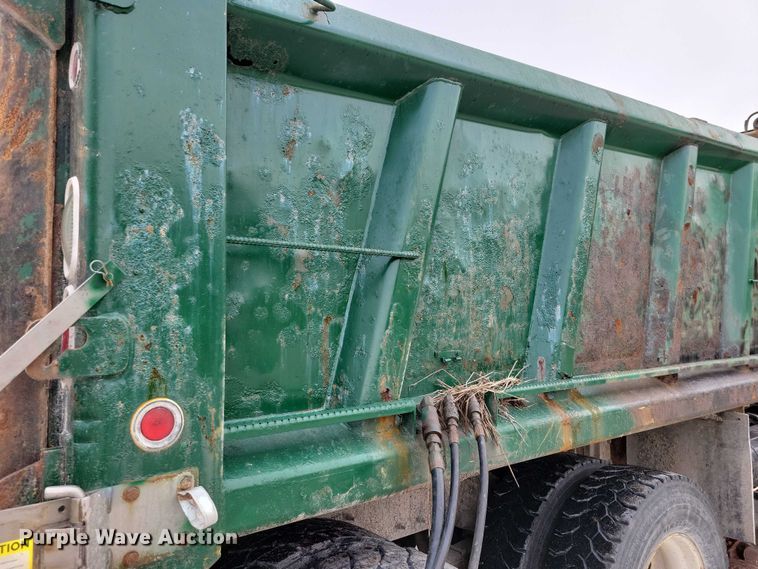 image for item DX6591 2011 International  Work Star 7500 dump truck