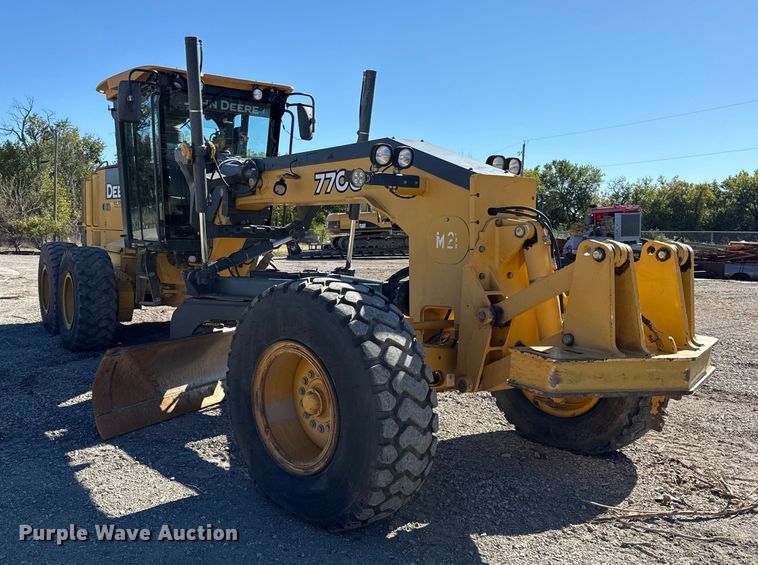 MOTOCONFORMADORA JOHN DEERE 770G 2009