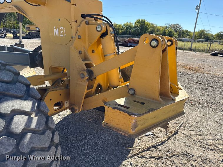 image for item DY8321 2009 John Deere 770G motor grader