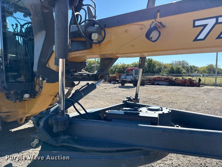 image for item DY8321 2009 John Deere 770G motor grader