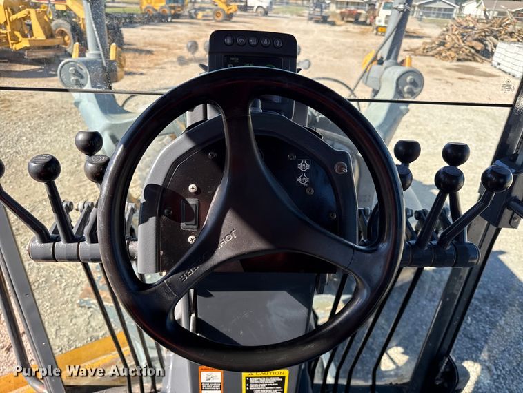 image for item DY8321 2009 John Deere 770G motor grader