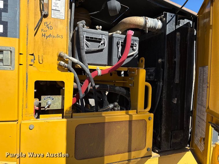 image for item DY8321 2009 John Deere 770G motor grader