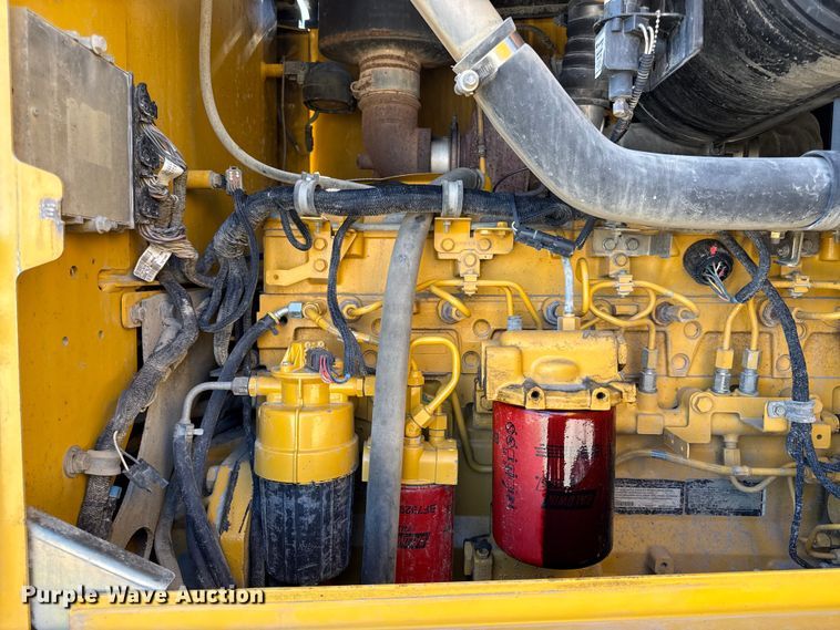 image for item DY8321 2009 John Deere 770G motor grader