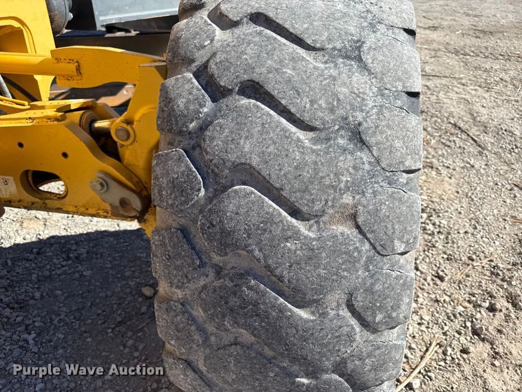 image for item DY8321 2009 John Deere 770G motor grader