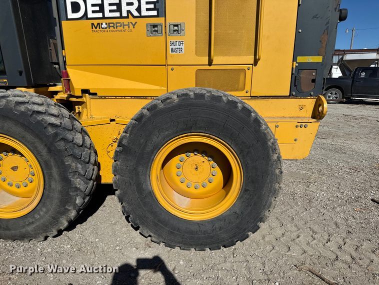 image for item DY8321 2009 John Deere 770G motor grader