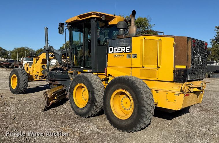 image for item DY8322 2009 John Deere 770G motor grader