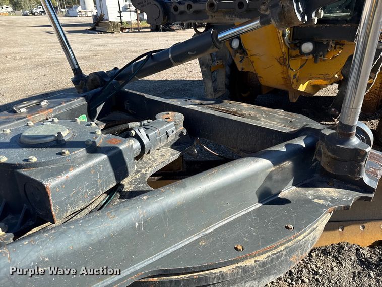 image for item DY8322 2009 John Deere 770G motor grader