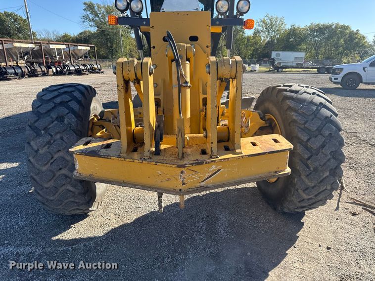 image for item DY8322 2009 John Deere 770G motor grader