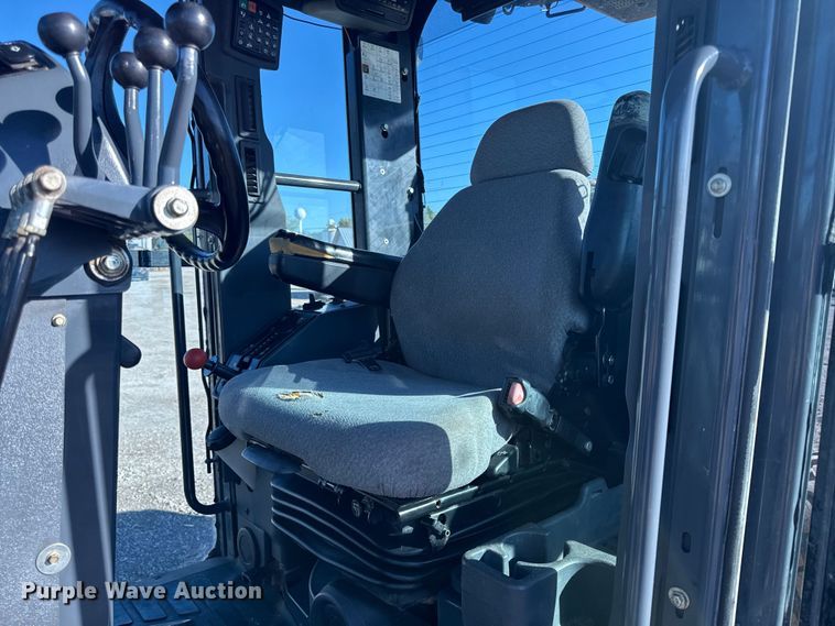 image for item DY8322 2009 John Deere 770G motor grader