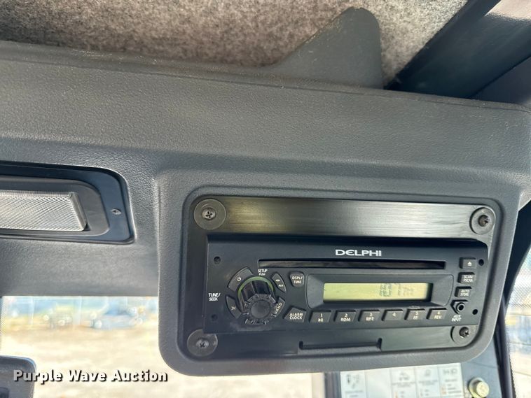 image for item DY8322 2009 John Deere 770G motor grader