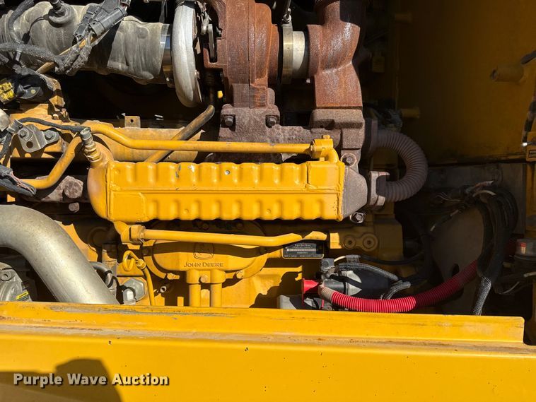 image for item DY8322 2009 John Deere 770G motor grader