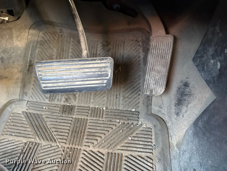 image for item DY8456 2012 Chevrolet Silverado 1500 Ext. Cab pickup truck