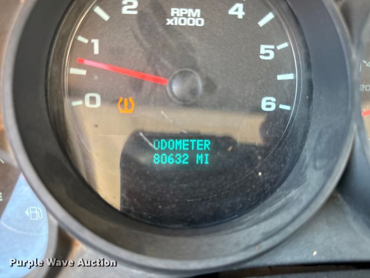 image for item DY8456 2012 Chevrolet Silverado 1500 Ext. Cab pickup truck