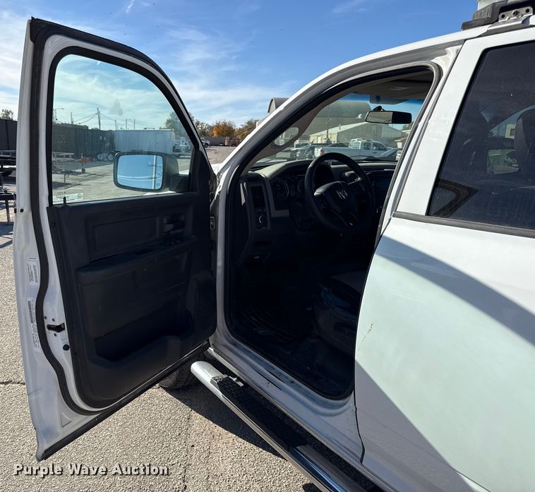 image for item DY8457 2012 Dodge Ram 2500HD Crew Cab pickup truck