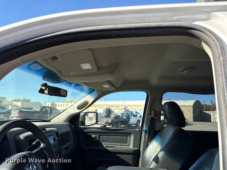 image for item DY8457 2012 Dodge Ram 2500HD Crew Cab pickup truck