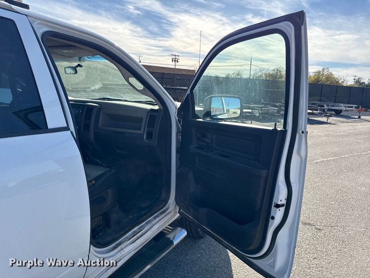 image for item DY8457 2012 Dodge Ram 2500HD Crew Cab pickup truck