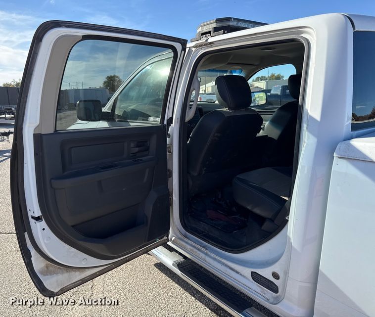 image for item DY8457 2012 Dodge Ram 2500HD Crew Cab pickup truck