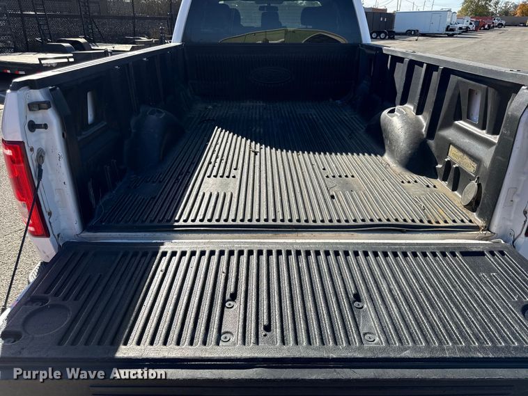 image for item DY8458 2016 Ford F150 XL SuperCab pickup truck