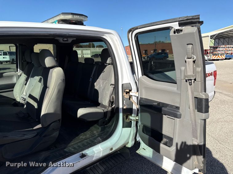 image for item DY8458 2016 Ford F150 XL SuperCab pickup truck