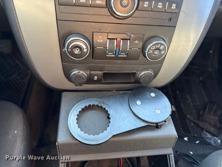 image for item DY8459 2014 Chevrolet Tahoe Police SUV