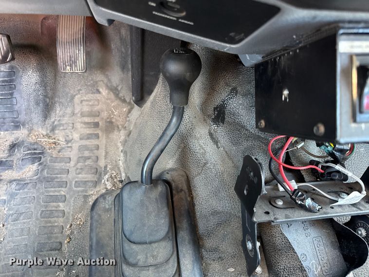 image for item DY8460 2011 Ford F250 Super Duty SuperCab pickup truck