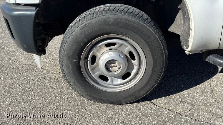 image for item DY8460 2011 Ford F250 Super Duty SuperCab pickup truck