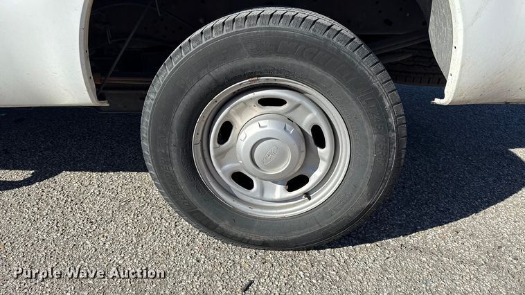 image for item DY8460 2011 Ford F250 Super Duty SuperCab pickup truck