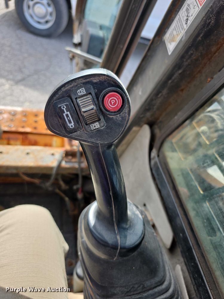 image for item DZ3516 2007 Case 450 series 3 skid steer loader