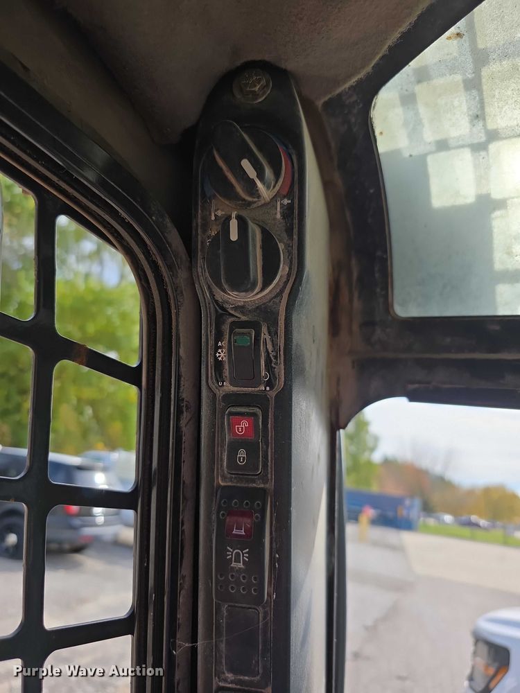 image for item DZ3516 2007 Case 450 series 3 skid steer loader