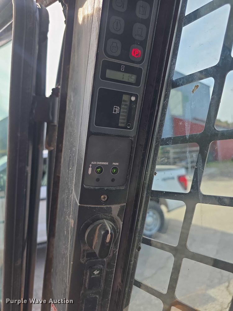 image for item DZ3516 2007 Case 450 series 3 skid steer loader