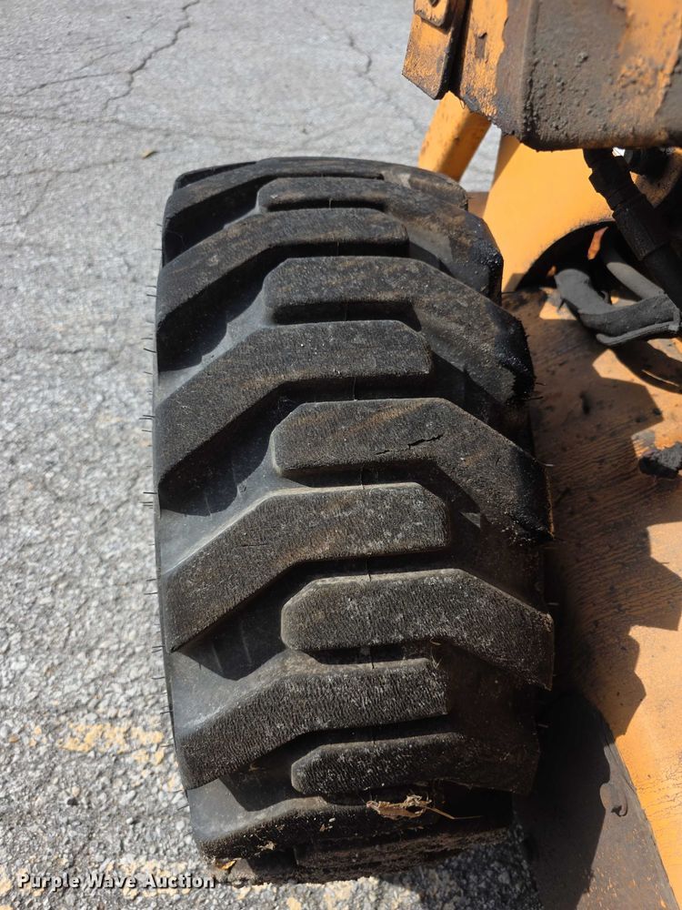 image for item DZ3516 2007 Case 450 series 3 skid steer loader