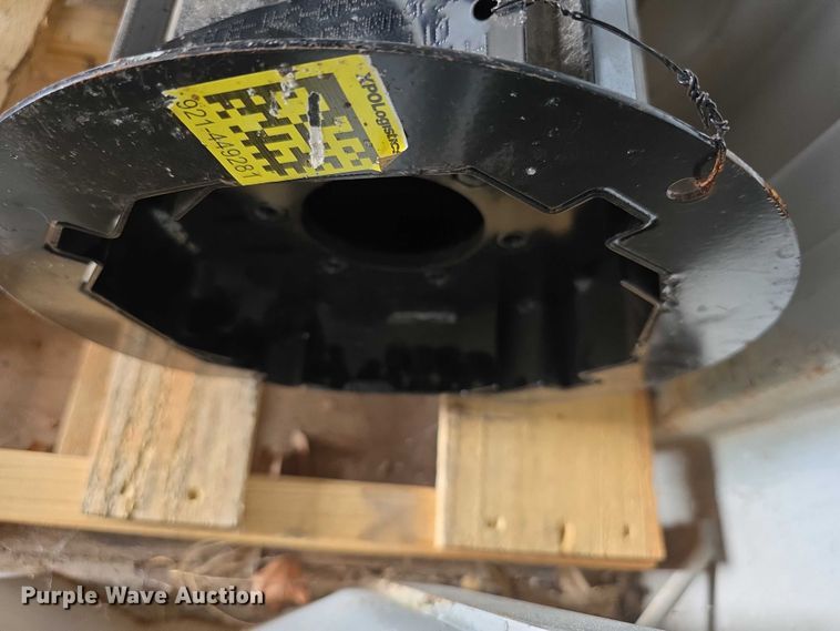 image for item DZ3522 Sweeper center tube