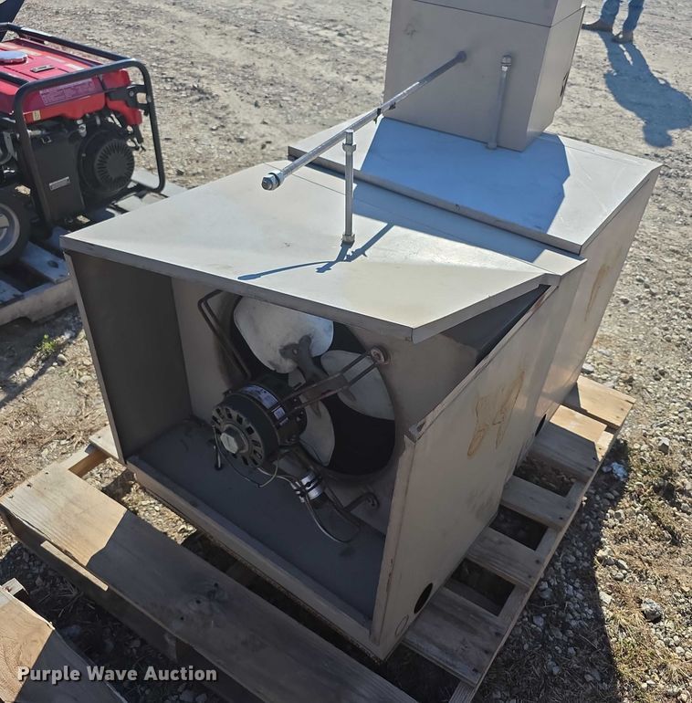 image for item DZ3532 (3) heaters