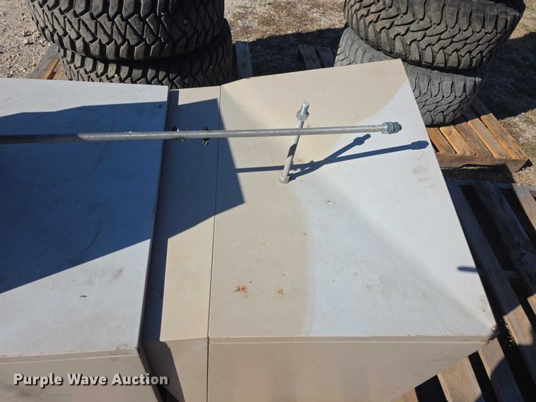 image for item DZ3532 (3) heaters