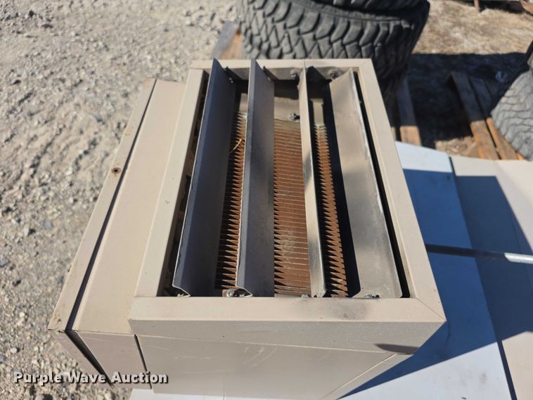 image for item DZ3532 (3) heaters