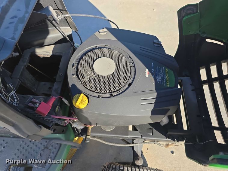 image for item DZ3537 2010 John deere LA125 riding mower lawn mower