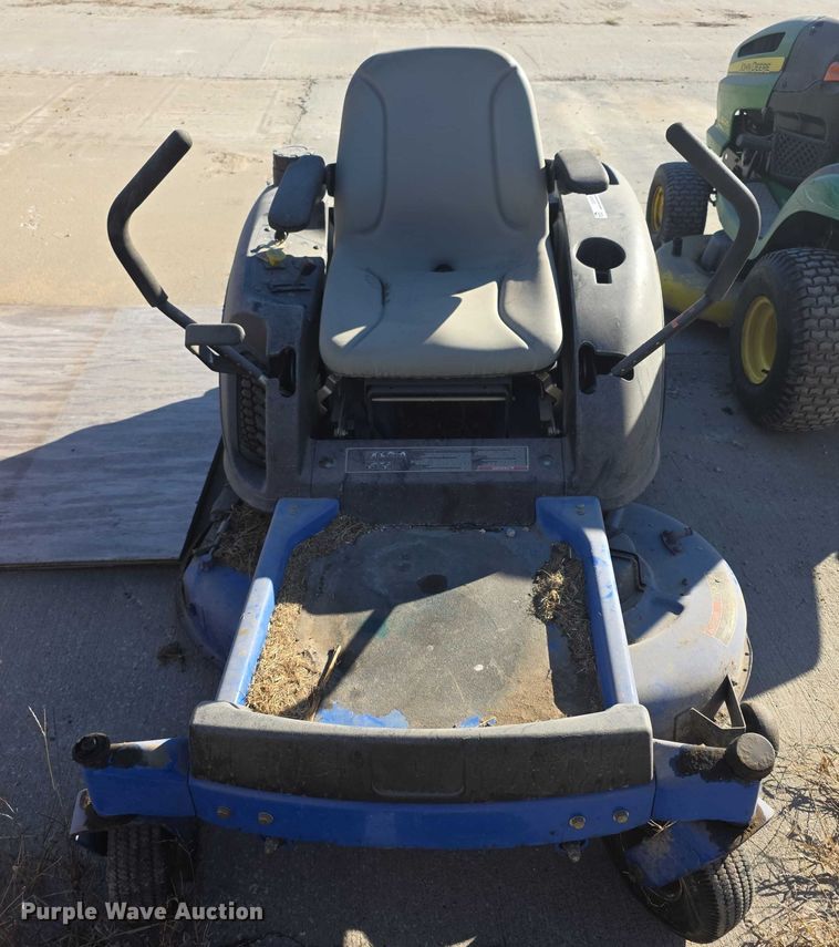 image for item DZ3538 New Holland MZ16H ZTR lawn mower