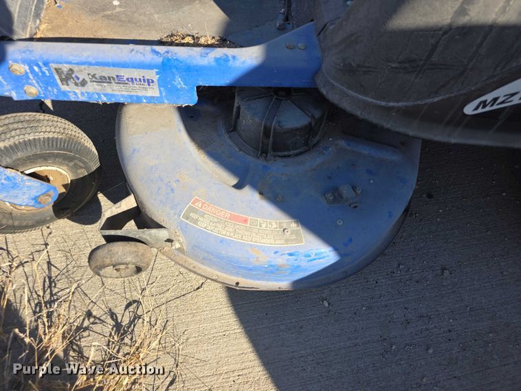 image for item DZ3538 New Holland MZ16H ZTR lawn mower