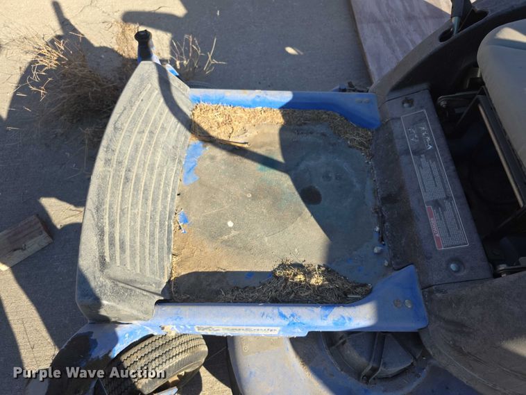 image for item DZ3538 New Holland MZ16H ZTR lawn mower