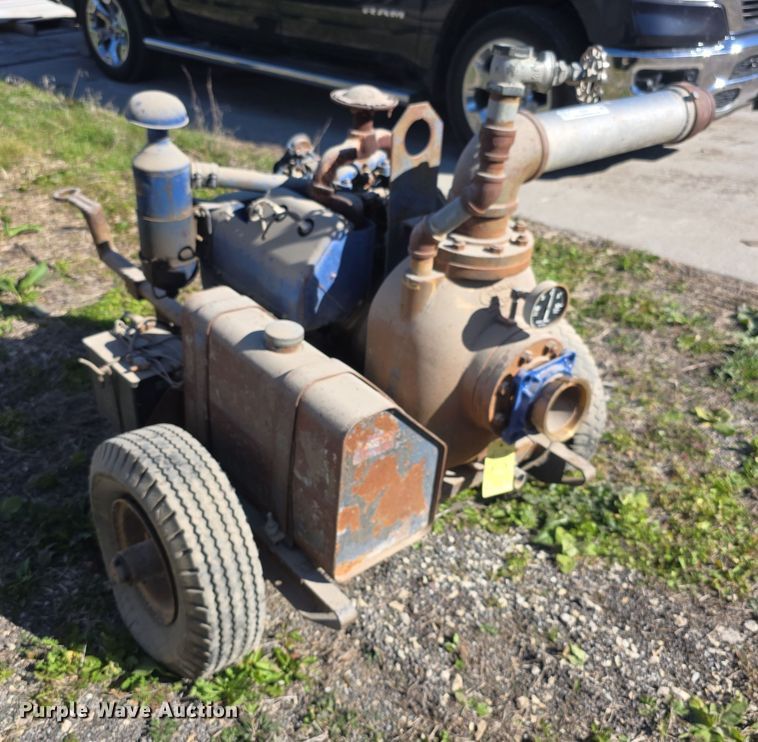 image for item DZ3541 Wisconsin WF40 water pump